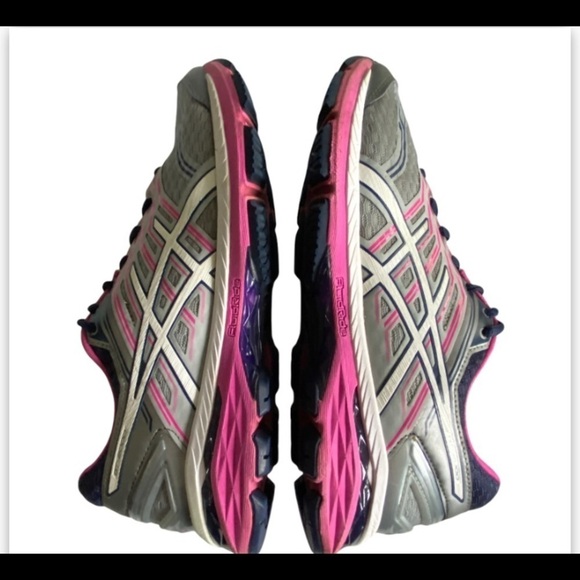 Asics• GT-2000 Fluidride• SZ 9 - Picture 3 of 6